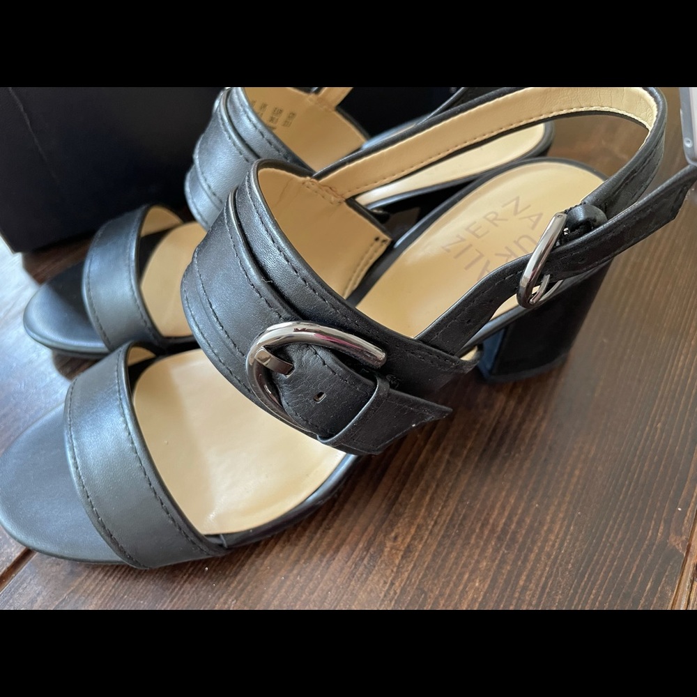 Naturalized heels. Extremely comfortable. New!